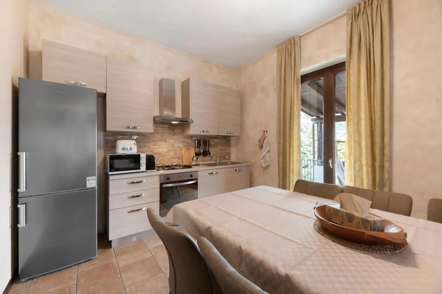 Liivv House Apartment - Lake Como Gravedona Italy
