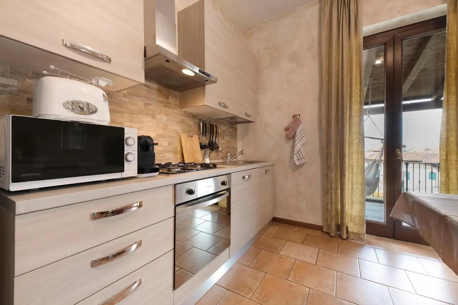 Liivv House Apartment - Lake Como Gravedona