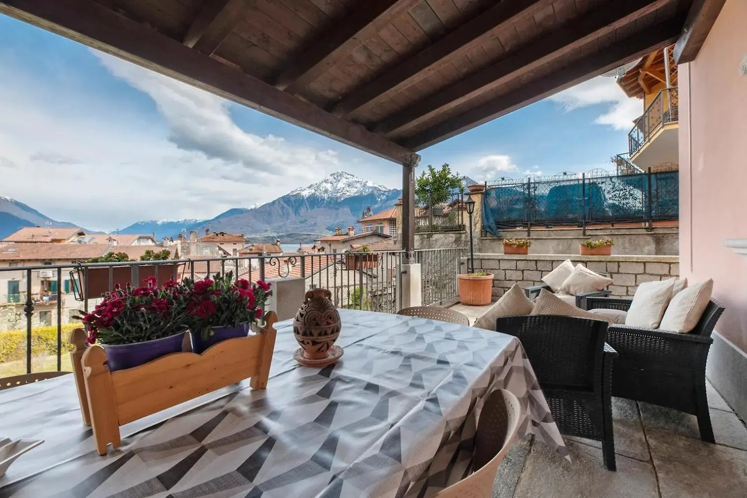 Liivv House Apartment - Lake Como Gravedona